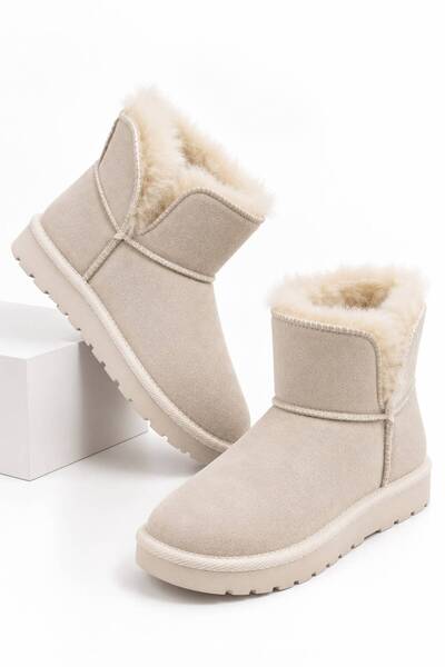 derim shoes Kadın Bej Kısa Kürklü Süet Bot – İçi Kürklü Kışlık Günlük Bot