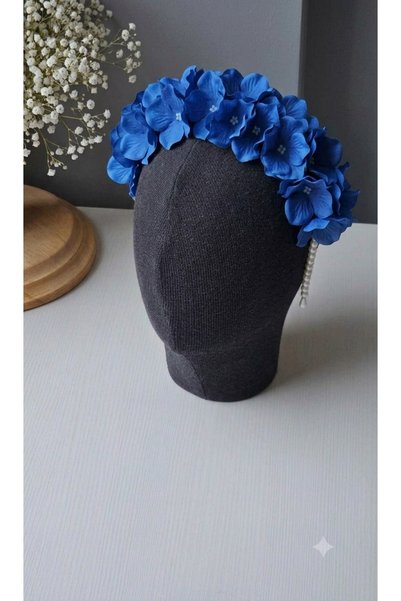 çiğdem kaya design Custom Design with Flower Hardware on Top of the Head, Mat...