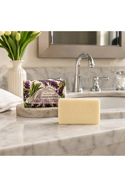 Nesti Dante Romantica Wild Tuscan Lavender & Verbena Soap Bar 250g | Italian Vegan Soap | Calming Lavender & Uplifting Verbena | Moisturizing Gentle Cleanser | Paraben, GMO, PEG & Petrochemical-Free