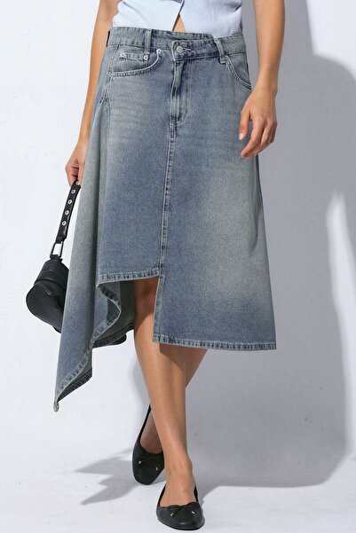 Hiccup Asimetrik Yıkama Efektli Midi Denim Etek