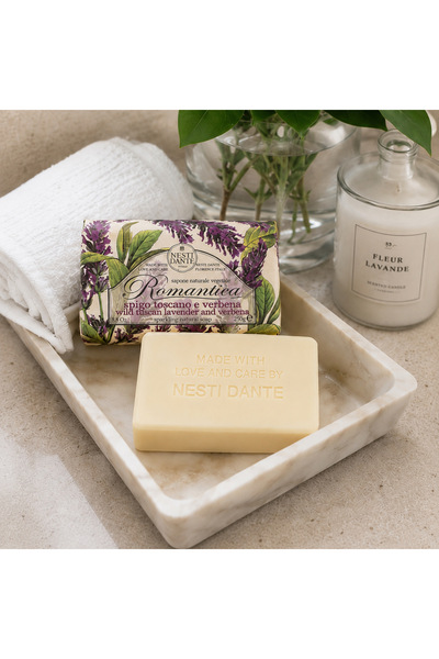 Nesti Dante Romantica Wild Tuscan Lavender & Verbena Soap Bar 250g | Italian Vegan Soap | Calming Lavender & Uplifting Verbena | Moisturizing Gentle Cleanser | Paraben, GMO, PEG & Petrochemical-Free