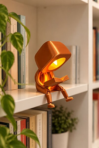 perim3d Kitap Okuyan Robot Dekoratif LED Lamba | Kitapseverlere Hediye, Taşın...