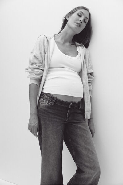 H&M MAMA Wide Low Jeans