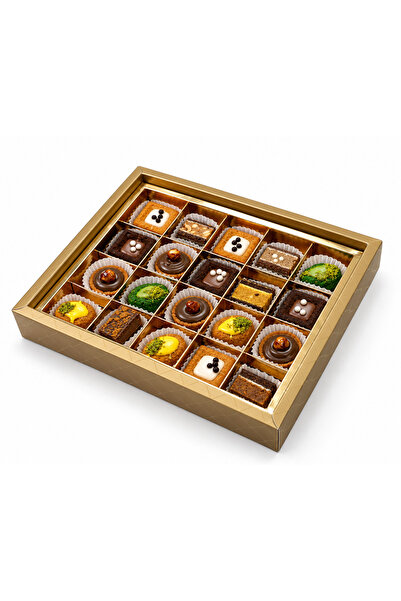 AL SULTAN Petit Four 600 g - Assorted French-Style Butter Cookies - Light, Crisp Bakery Biscuits Gift Box for Tea, Coffee, Eid & Festive Gatherings