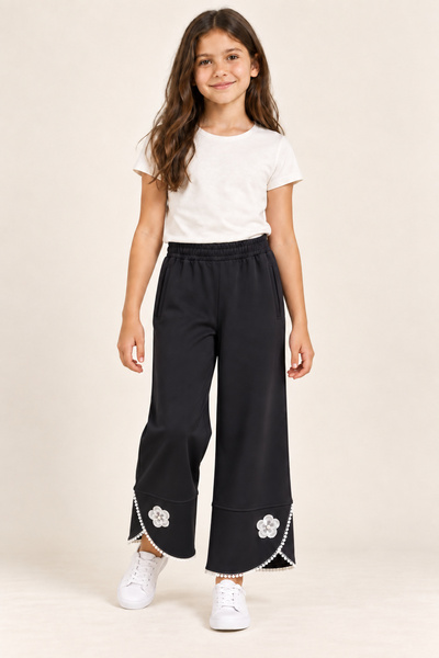 Joi Kids JOI Store Kız Çocuk Çiçek Aplikeli Ponpon Detaylı Geniş Paça Eşofman...