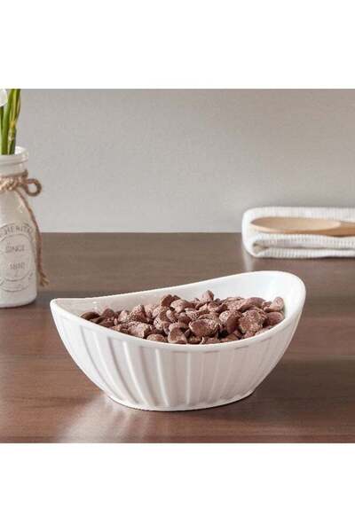 Generic Supreme Oval Bowl 20.7 x 7.8 x 15.7 cm