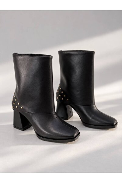 AYS SHOES Γυναικείες μπότες με λεπτομέρεια στον τετράγωνο πάτο και χοντρό τακ...