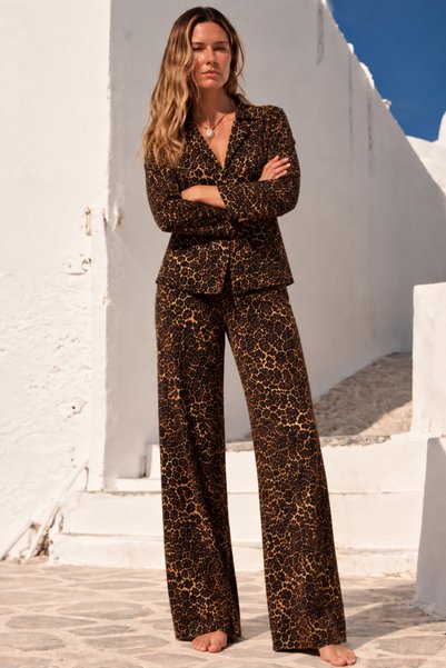 Mindy Women's Trend Leopard Long Sleeve Brown Pajama Set