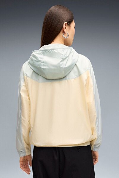 Puma Ess Uv Relaxed Kadın Rüzgarlık