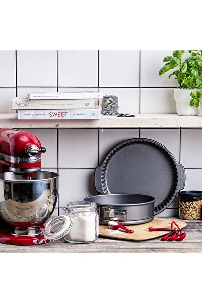 Kitchenaid Formă de copt pentru tort, 28 cm, din oțel