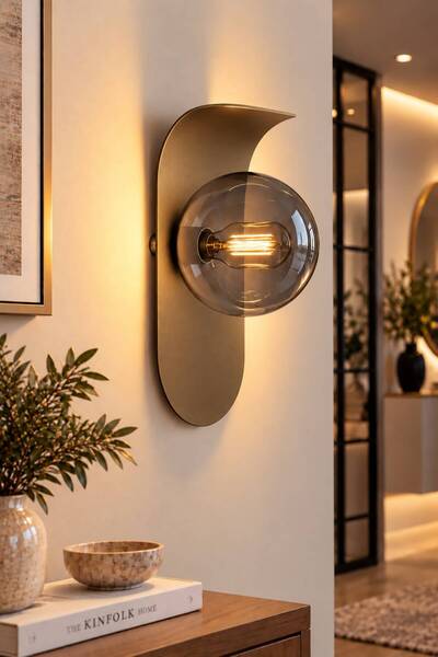 VENON Minimalist Applique Decoration | |   Smoked Glop Glass | |   Glass Wall...