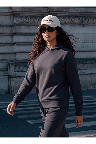 FAV Basics Hoodie with Wide Hem