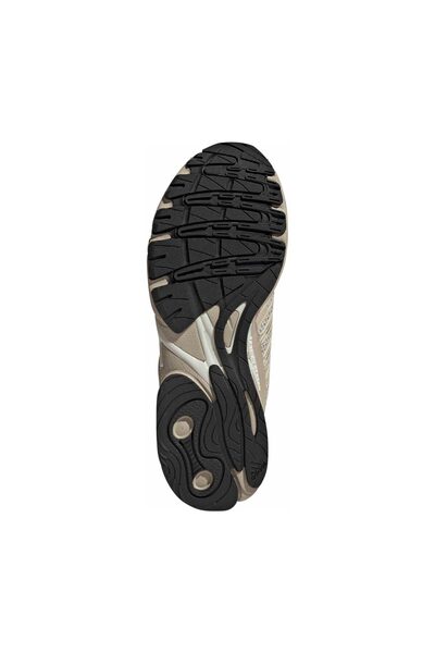 adidas حذاء أديستار كونترول 3 رياضي بيج (KJ2478)