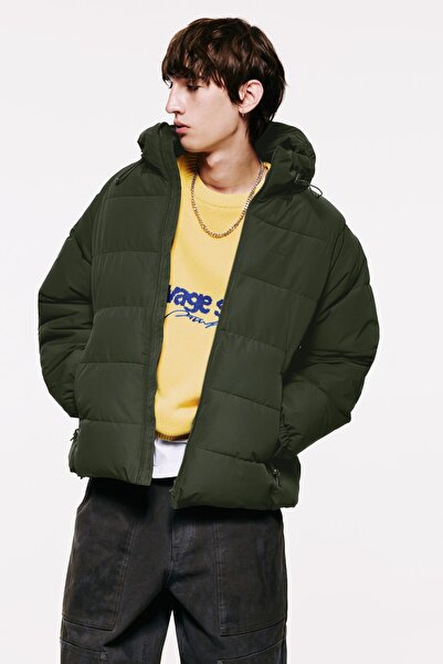 Pull & Bear Kapüşonlu şişme mont