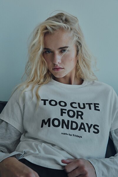 Pull & Bear Grafik yazılı Tişört