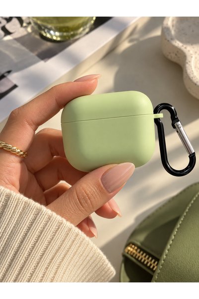 bbtech AirPods 5. ve 4. Nesil ile Uyumlu Sert İçi Kadife Askı Aparatlı Lansman Kulaklık Kılıfı