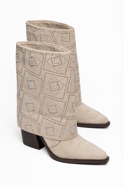 MS SUGAR SHOES Γυναικείες μπότες καουμπόι με μυτερή μύτη και λεπτομέρεια κεντ...