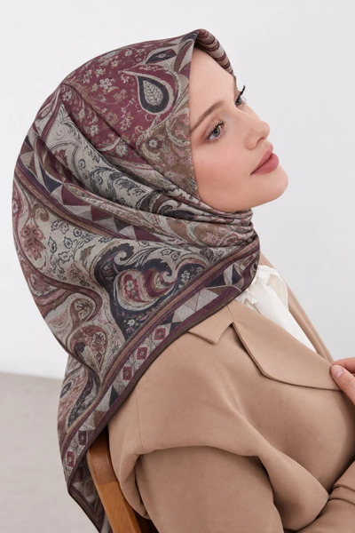 Lesscarves Desenli Pamuk İpek Eşarp 90x90 LS2212 07-Taş-Bordo-Siyah-Haki