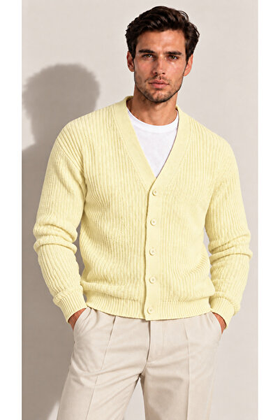 viyamen Men's V-Neck Buttoned Medium Slim Knitwear Cardigan
