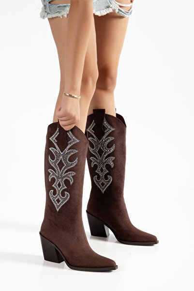 MS SUGAR SHOES Women's Cowboy Boots Pointed Toe Embroidery Detailed Thick Hee...