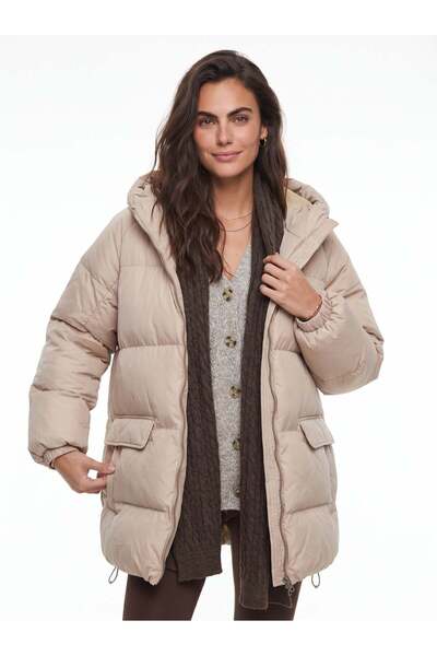 Juuuj Beige Polyester Fabric Hooded Bat Sleeve Oversized Cut Inflatable Coat ...