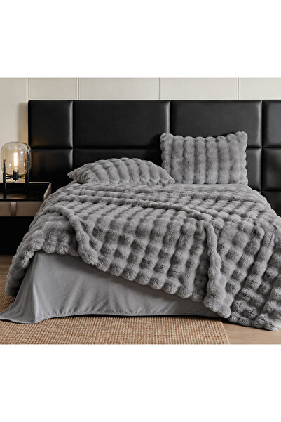Lenjeria Pufoasa Faux Fur Duvet Cover Set , 6 Pieces – Fluffy and Warm