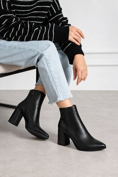 Vaghessa Shoes Vaghessa Ferzia Classic Pointed Toe Zippered Short Boots