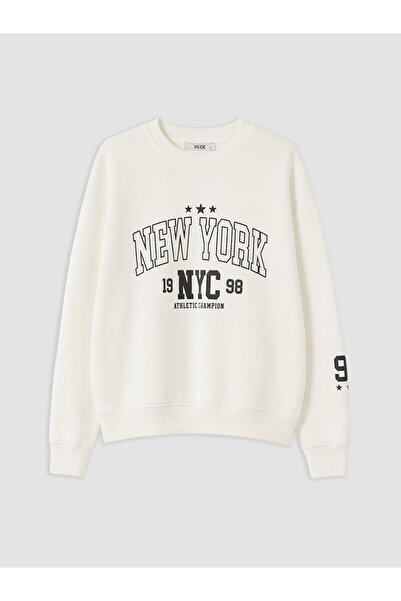 LC Waikiki Rmz Gi̇yi̇m Farkiyla Nyc Printed Loose Fit Women's Thick Sweatshirt