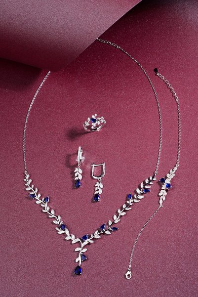 innuendo jewelery 925 Ayar Gümüş Lacivert Zirkon Taşlı Yaprak Motifli Gerdanl...