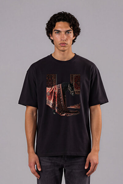 VSRN Tricou oversize negru cu design covor și cal, imprimat pe față