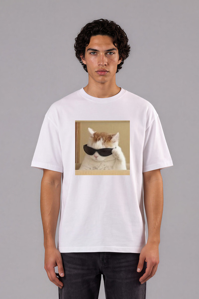 VSRN Tricou supradimensionat alb cu imprimeu frontal cu design Pisică cu oche...