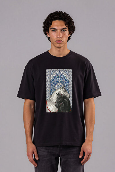 VSRN Tricou oversize negru cu imprimeu frontal cu design cai și covoare etnice
