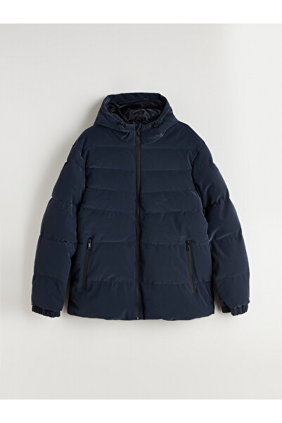 LC Waikiki Nevavm with a Difference of Opinion Lcwaikiki Classic Navy Blue Fa...