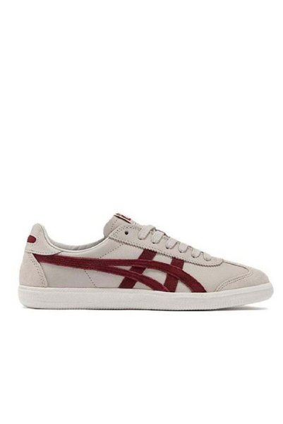 Asics & Onitsuka Tiger حذاء رياضي كاجوال توكوتن بلون بني فاتح/أحمر