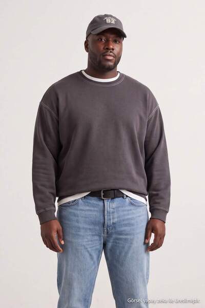 Trendyol Collection Plus Size Anthracite Oversize/Relaxed Fit Contrast Stitch...