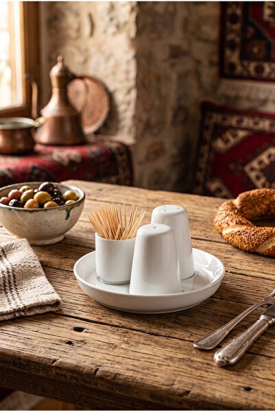 Porselen Tuzluk Biberlik Kürdanlık Takımı