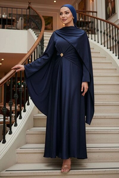 N.S NEVA STYLE فستان سهرة من الساتان باللون الأزرق الداكن مع عباءة 53862L