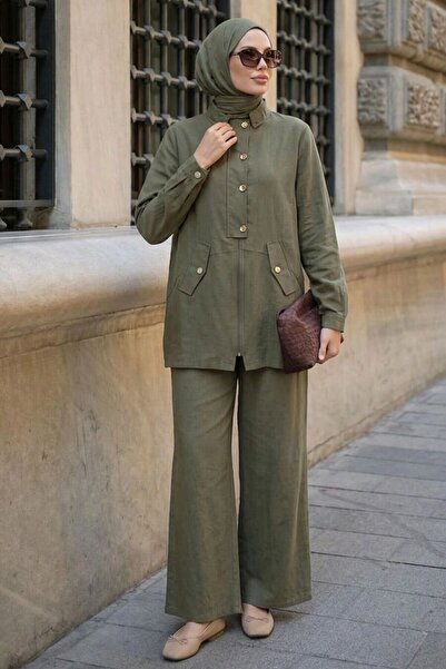 Neva Style طقم حجاب أخضر داغلا بأزرار وجيب أمامي 1369CY