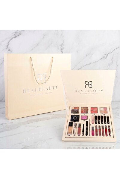 real beauty بوكس مكياج باصناف متعددة