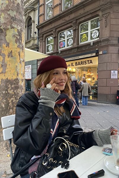 keisy Kadın Ressam Bere (Bordo)
