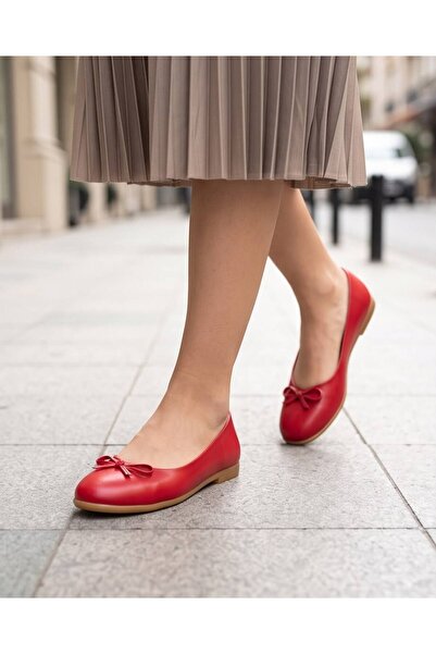 AKTAŞ ORTOPEDİ / Young Red Matte Mustache Bow Ballerina Shoes