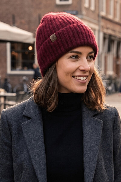 Sofist İstanbul Claret Red Unisex Beanie Bordo Deri Etiket Detaylı Soft Yıkam...