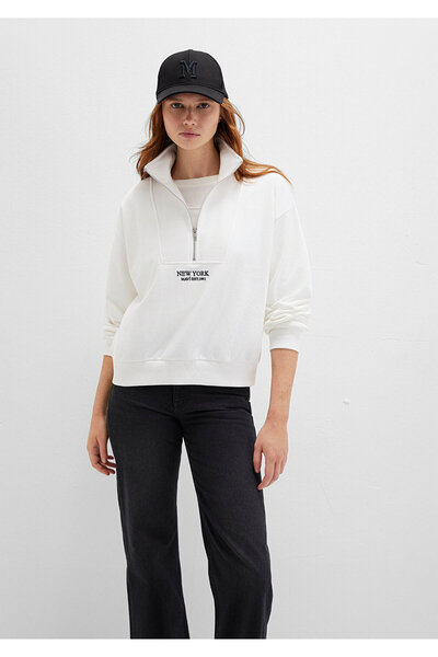 Mavi Yarı Fermuarlı Sırt Baskılı Ekru Sweatshirt 1S10502-70057