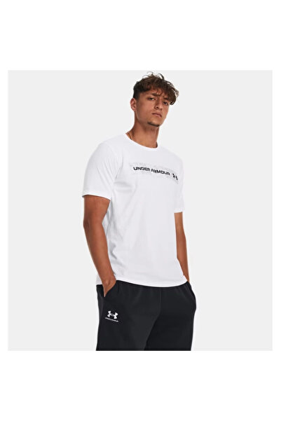 Under Armour UA Camo Chest Stripe Beyaz Erkek T-Shirt 1376830-100