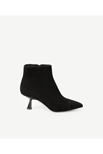 Yargıcı Suede Pointed Toe Mid-Heel Boots