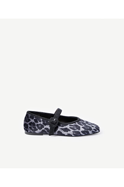 Yargıcı Leopard Printed Velvet Mary Jane Ballerinas