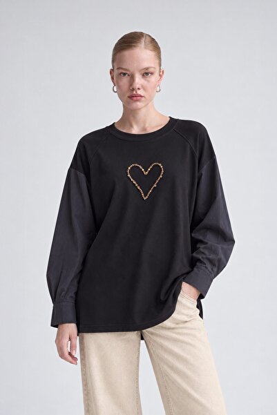 Levidor Heart Detailed Color Block Sweatshirt Black