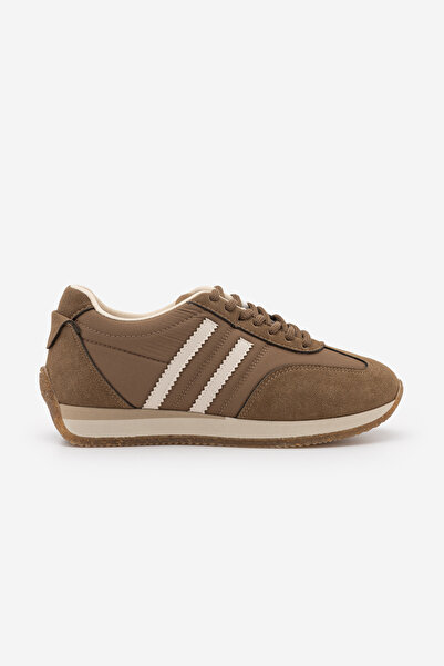 Marjin Kadın Süet Görünümlü Şerit Detaylı Çok Parçalı Bağcıklı Retro Günlük Sneaker Spor Ayakkabı Liyante Tütün Kahve Süet
