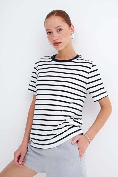 Addax Striped Short Sleeve T-Shirt P05041