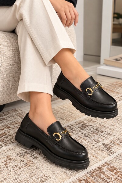 Shoes Kadın Tokalı Loafer Makosen Cilt Siyah Kalın Tabanlı Ayakkabı